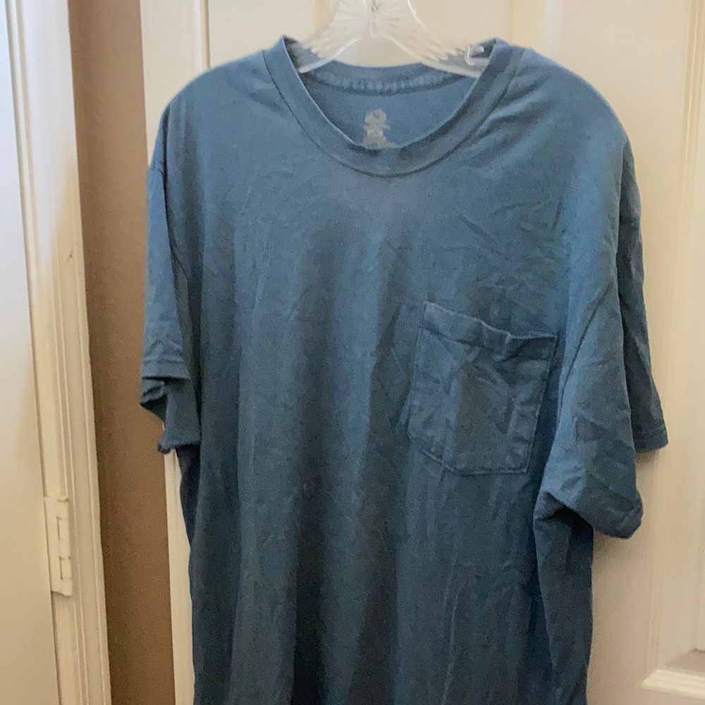 FINAL MARKDOWN Fruit of the loom men’s pocket tee xl